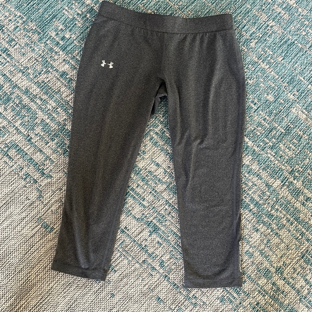 Under Armour Women’s Fitted Heat Gear Workout Leggings Size Medium